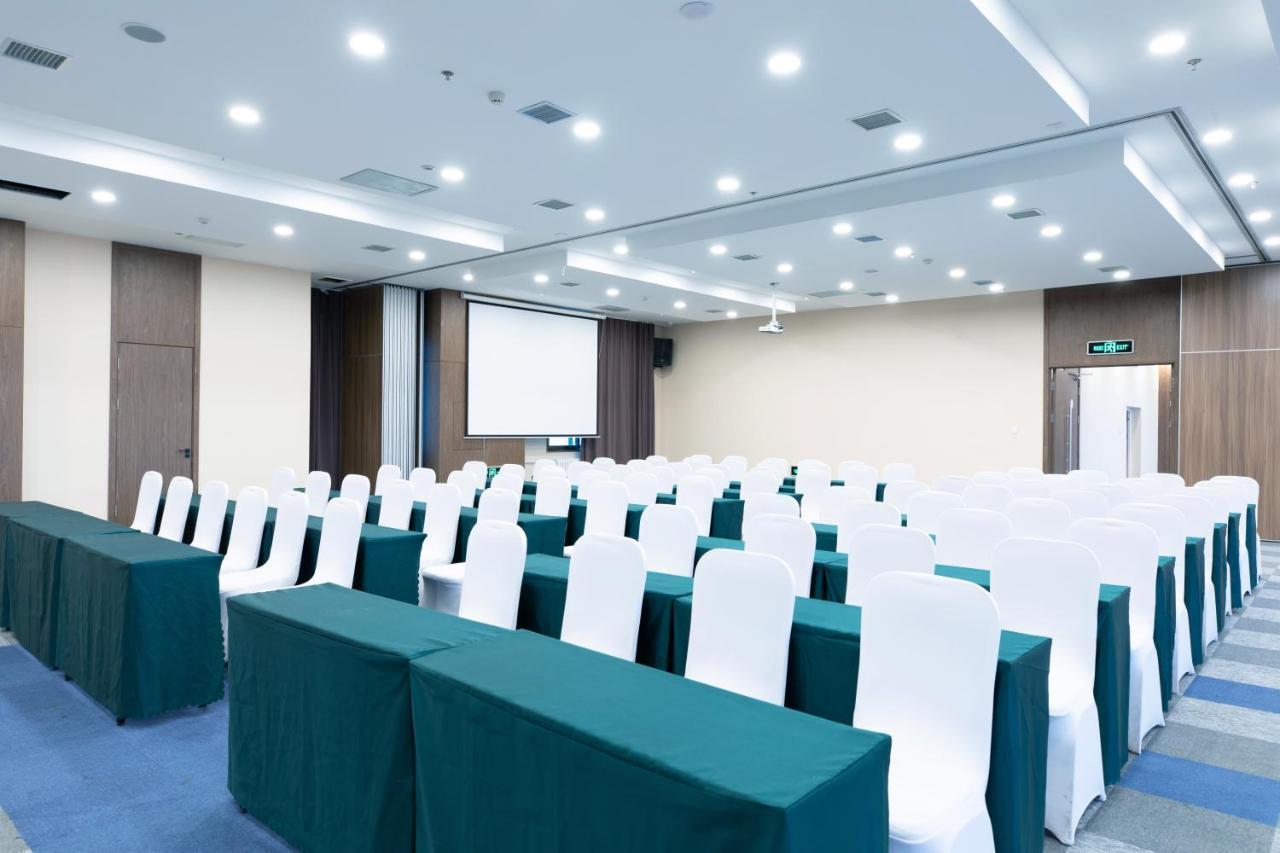 Holiday Inn Express Harbin Nan'gang Bagian luar foto