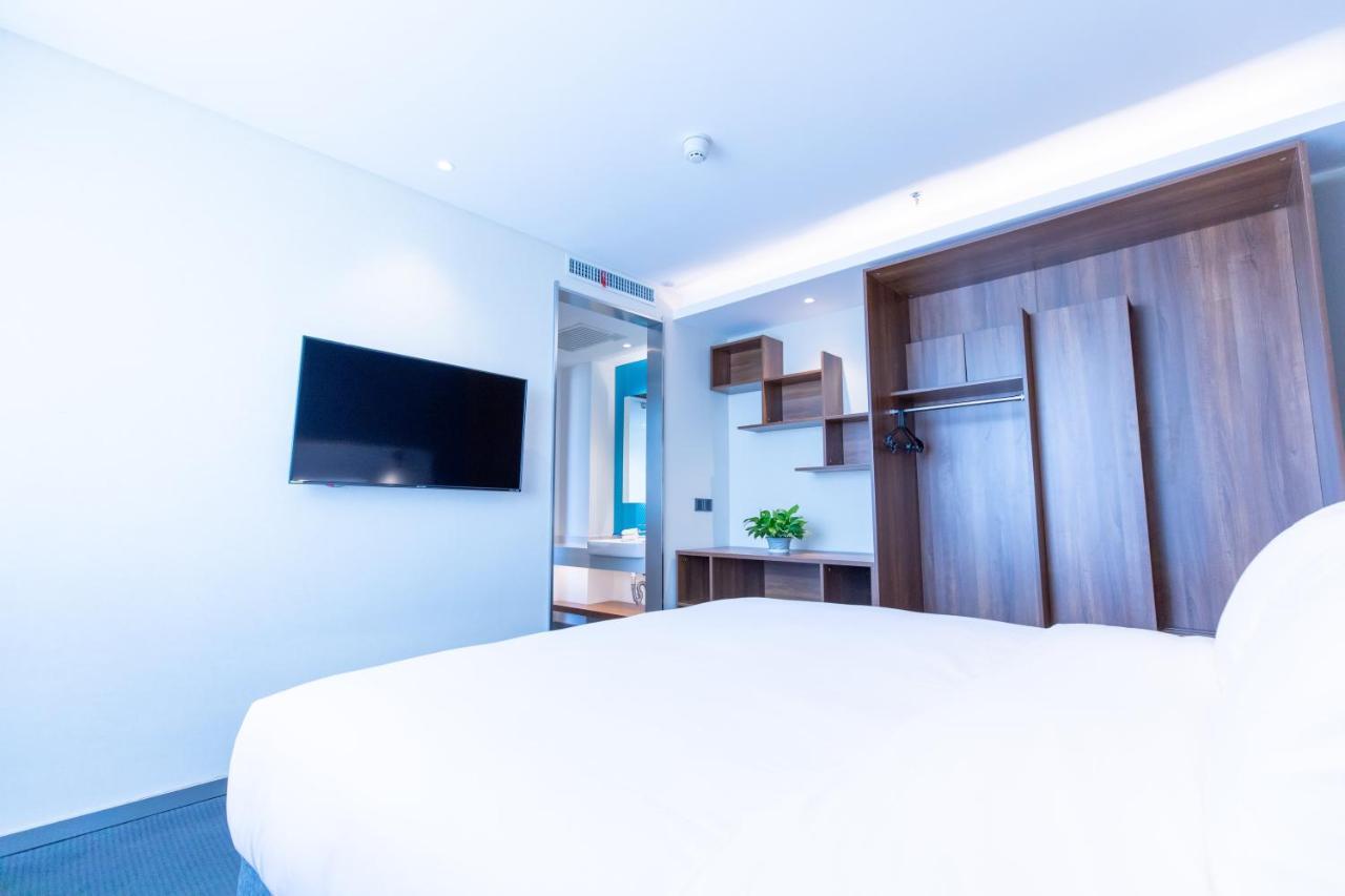 Holiday Inn Express Harbin Nan'gang Bagian luar foto